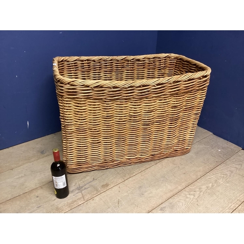 470 - Wicker log basket