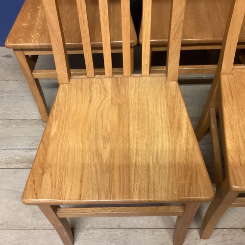 570 - Set of 8 modern kitchen chairs with slat backs and shaped seats