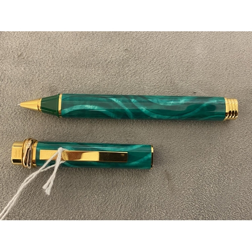 7 - A Must de Cartier gold plated and faux malachite ball point pen, box and papers