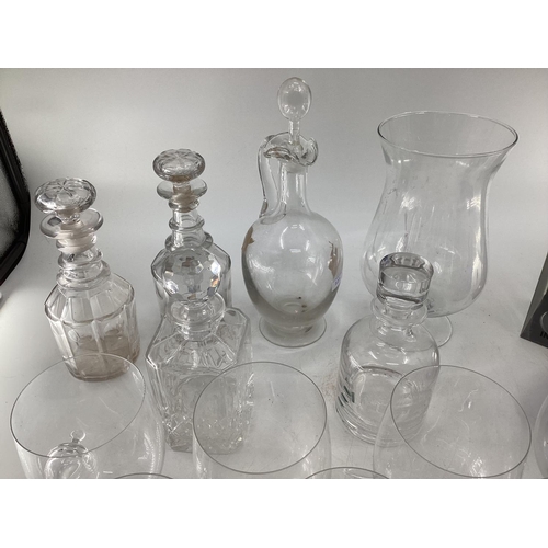 123 - Large collection of C20th glassware to include decanters, large wine glasses etc