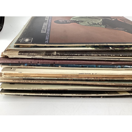 134 - Collection of Vinyl LPS to include Beatles, Simon Garfunkel , Eric Clapton etc