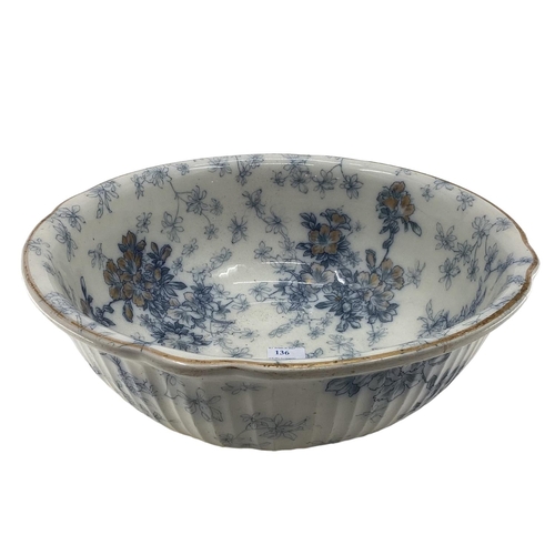 136 - Large ceramic wash bowl with gilt and floral decoration