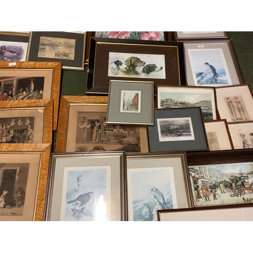 399 - A large collection of vintage pictures and prints, glazed and unglazed, various subjects, mediums an... 