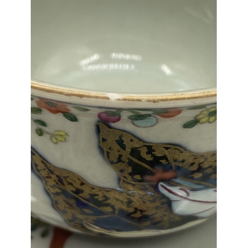 167 - A quantity of hand painted and hand turned Chinese export porcelain old sample stock made by de Gour... 