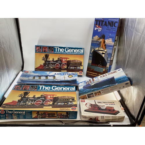 101 - Collection of boxed models to include two HMS Titanic's, three HMS Titanic's, two 'The General' by A... 