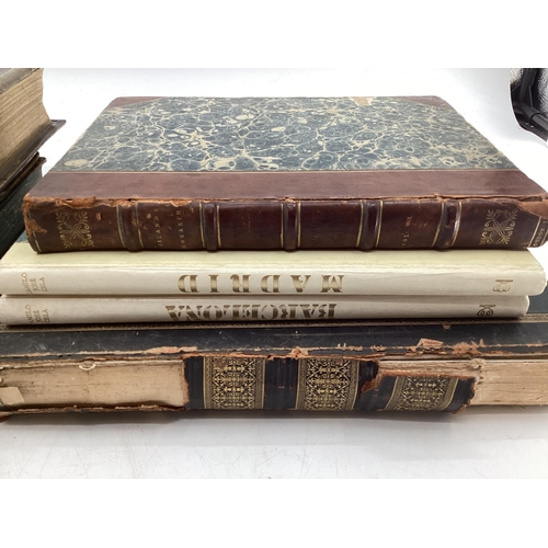 119 - Collection of C19th/C20th book to include Island's Hogarth Volume 1,  The British Printer Volume 2, ... 