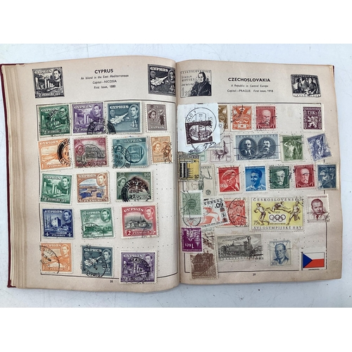 246 - A collection of late C19th early C20th World stamps to include a good collection of early American e... 