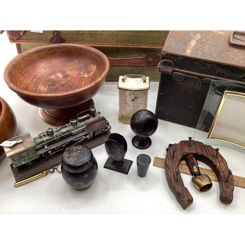 252 - A collection of misc. items to include a turned wooden bowl made from the rafters of the Sheldonian ... 