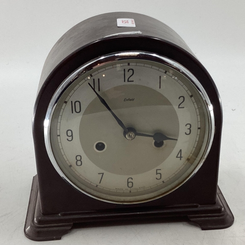 325 - Collection of 4 carriage clocks, and a 1930s 8 day mantle clock with Bakerlight case