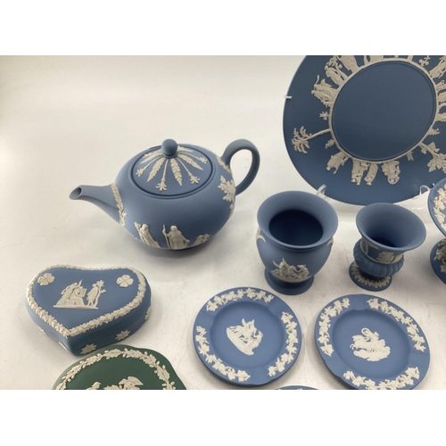 327 - Large collection of Wedgewood Jasperware ceramic items blue and green examples to include teapot, he... 