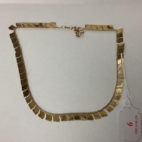 9 - 9ct gold flat fancy link necklace, 46cm. 20g