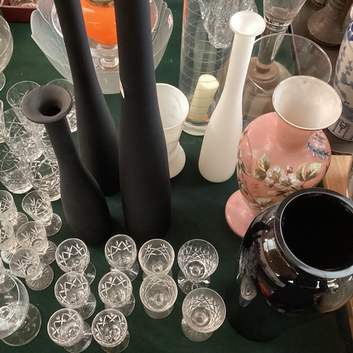 96 - Large collection of C20th glassware to include crystal glass tumblers a Loetz style rosebowl and num... 