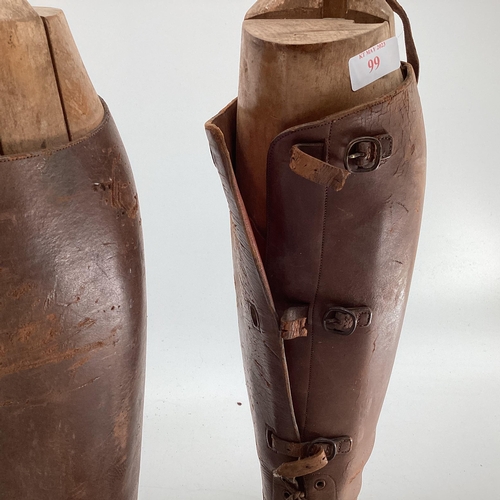 99 - Pair of vintage gents brown leather riding boots, wooden stretchers marked L and R, approximate size... 