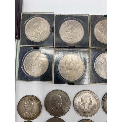 113 - A collection of C20th coinage and commemorative coinage