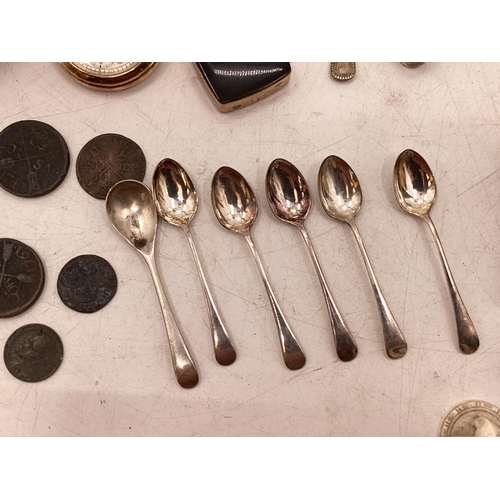 118 - Quantity of coinage and miscellanea AND A boxed set of decorative white metal and paste napkin rings... 