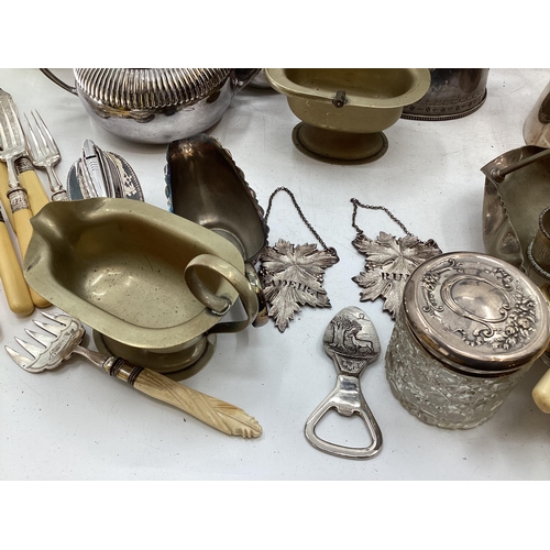 83 - A collection of silver plate (no flatware. flatware is in lot 84)