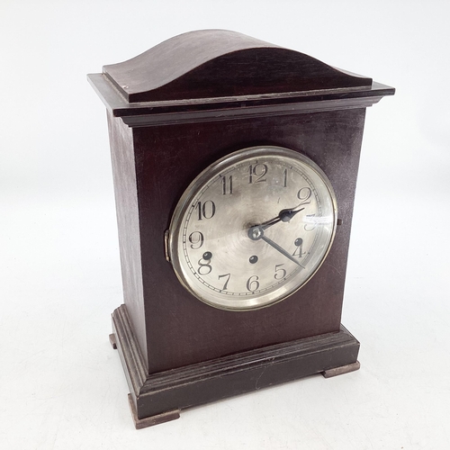 425 - A large mahogany cased 8 day mantle clock, chime striking with silvered dial and Arabic makers, 40cm... 