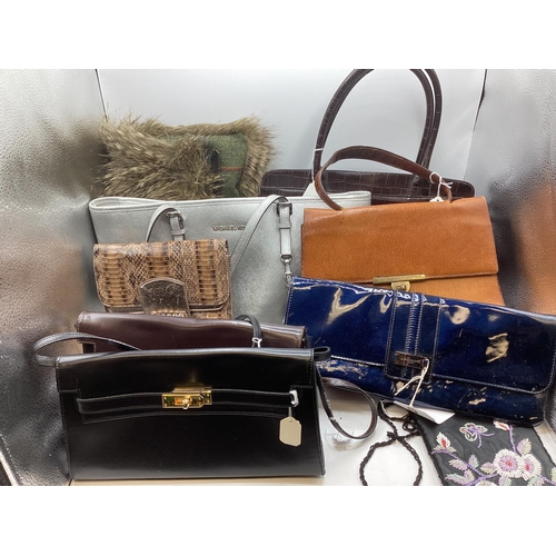 113 - Quantity of vintage and modern handbags, to include Michael Kors, LK Bennett and others , see images