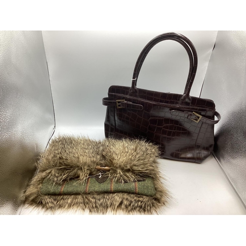 113 - Quantity of vintage and modern handbags, to include Michael Kors, LK Bennett and others , see images