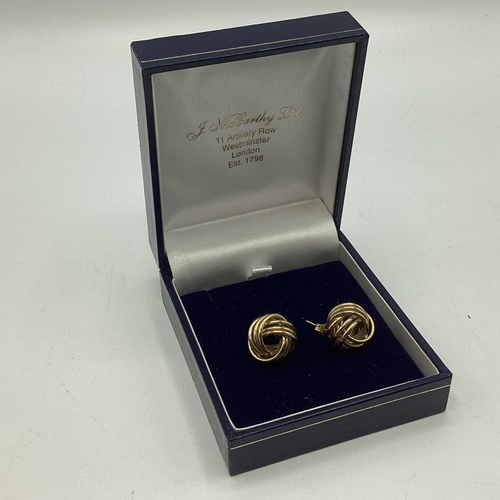 83 - A pair of 9ct gold knot earrings, 4.0grams