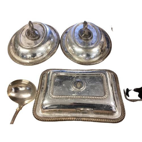 91 - A collection of silver plated wares to include lidded terrine and ladle, boxed items and oval covere... 