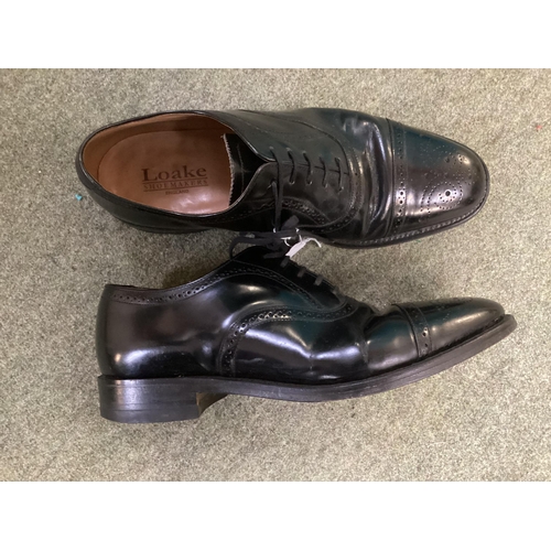 109 - RAF military uniform and a pair of size 9 gents black shoes brogues