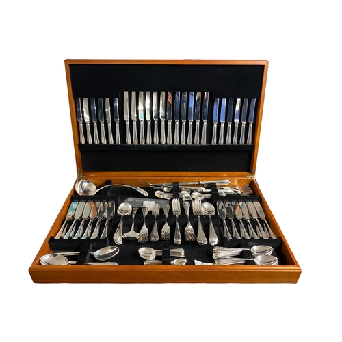 50 - A 12 piece Sheffield stainless steel cutlery set in original footed case.  Vendor paid £1,000.  In g... 