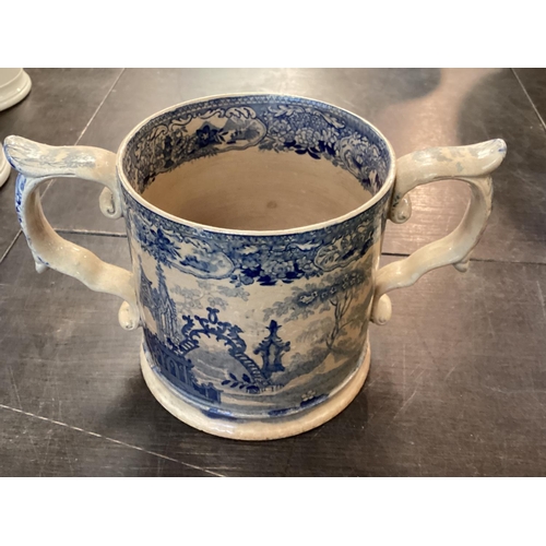 107 - A large collection of blue and white cider mugs, late 18th century to early 20th century, various ma... 