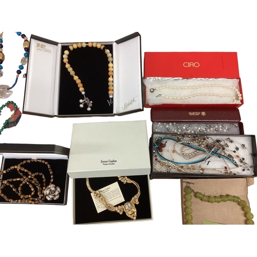 28 - A collection of costume and bead jewellery To include tigers eye with silver flower pendant, malachi... 