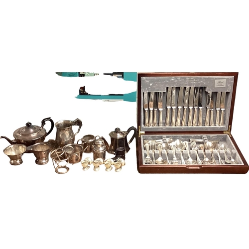 30 - A collection of silver plated ware to include a boxed 8 person canteen of cutlery by Bead , Two silv... 