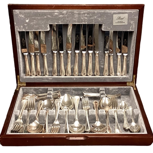 30 - A collection of silver plated ware to include a boxed 8 person canteen of cutlery by Bead , Two silv... 