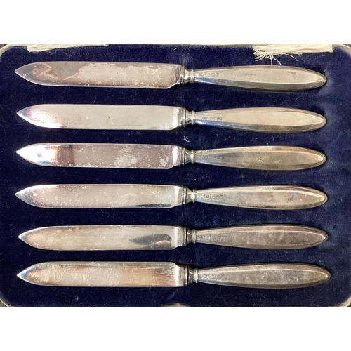 39 - A boxed set of 6 sterling silver handled fruit knives, burr wood humidour, and a boxed carving set (... 