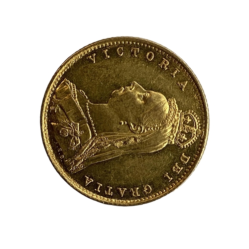 32 - A Victoria gold half sovereign. 1887. Shield verso. 4.00g.