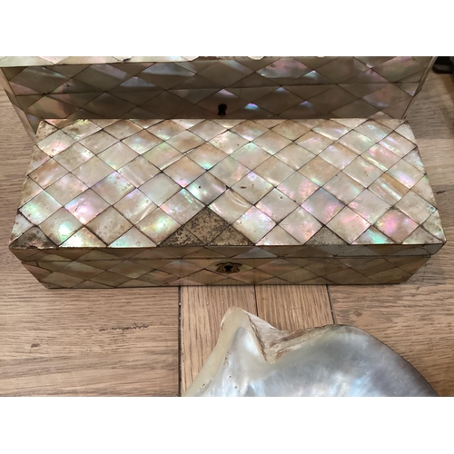 258 - A quantity of Mother of Pearl items, see all images for details