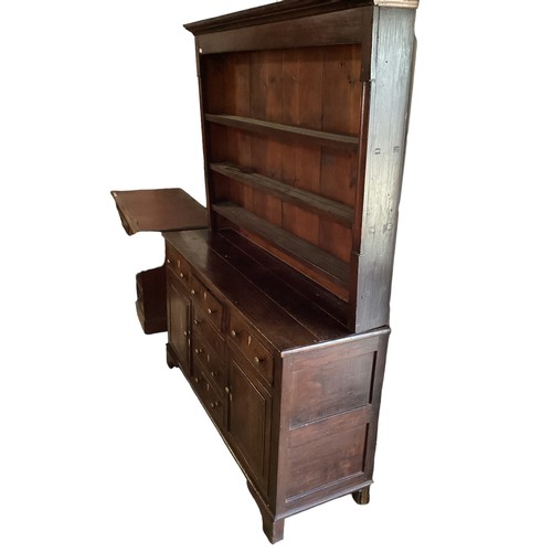 606 - Oak Welsh dresser, some small areas in need of attention