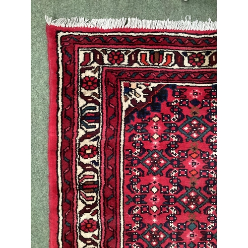 500 - Burgundy colour Persian runner with beige border line
84 cm x 306 cm