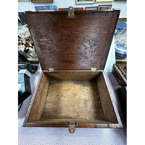 270 - A quantity of collectables to include an oak hanging candle box, a mahogany rectangular box with rec... 