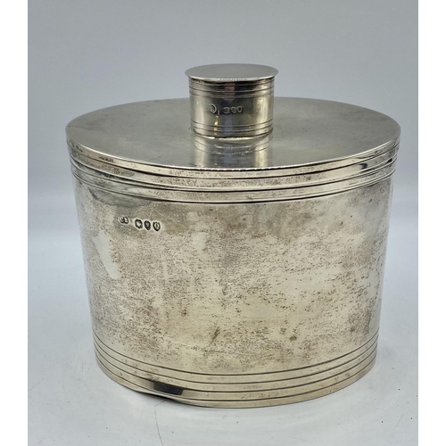 7 - A sterling silver tea caddy by Charles Boynton, London, 1881. 380g. 14cm(h)