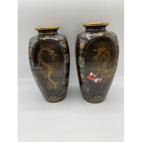 271 - A pair of good quality Japanese satsuma vases with square stamp to base. 22cm(h) Hododa stamp, Meiji... 