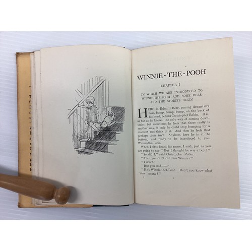 1004 - Winnie the Pooh, A A Milne, E H Shepard, Methuen and Company Ltd 1926, First.