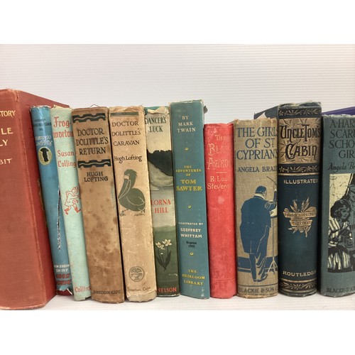 1007 - A large collection of childrens books (approx 68), all in used condition and mostly with wear, see a... 