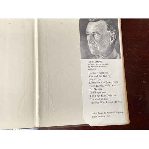 1087 - Ian Fleming 'On Her Majesty's Secret Service' in original dust cover.  Wear to dust cover Commensura... 