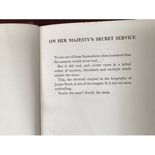 1087 - Ian Fleming 'On Her Majesty's Secret Service' in original dust cover.  Wear to dust cover Commensura... 