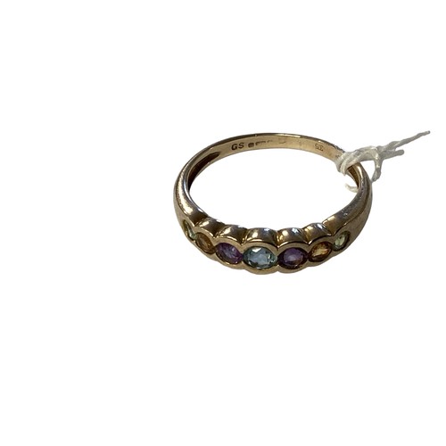 39 - A 9ct gold gem set ring. Size K. 1.50g.