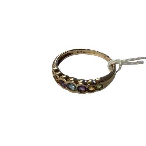 39 - A 9ct gold gem set ring. Size K. 1.50g.