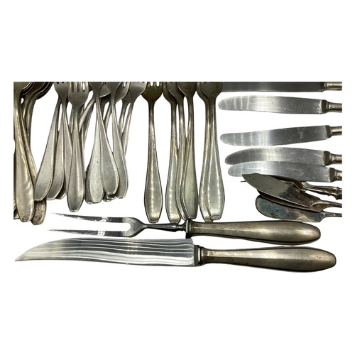 88 - A set of continental 800 silver flatware together with matching silver handled cutlery. Hallmarked w... 