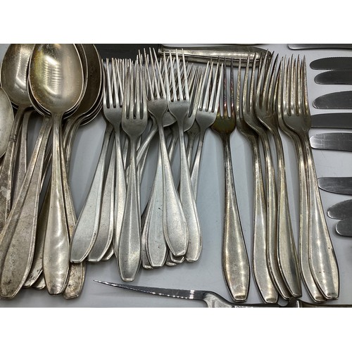 88 - A set of continental 800 silver flatware together with matching silver handled cutlery. Hallmarked w... 