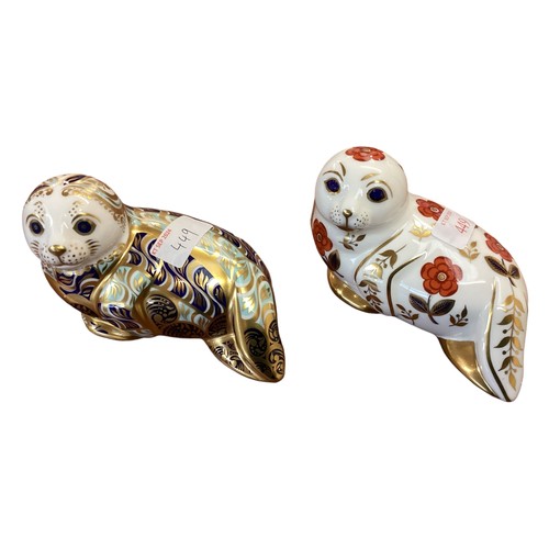 449 - Two Crown Derby models of seals to include a Ltd Edition Harbour Seal.