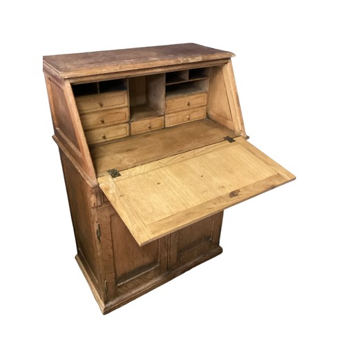 634 - Light Oak Cotswold style students desk 109 cm H x 45 cm D x 75 cm W