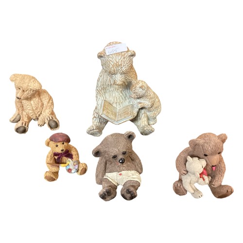 435 - Collection of Beau bears ceramic ornaments, together with other ceramic and resin models of bears, n... 